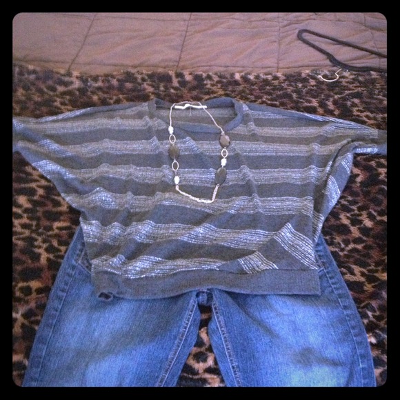 ❌SOLD❌! Cute grey and silver sweater!