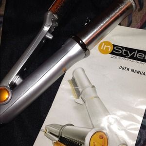 REDUCED InStyler the rotating iron