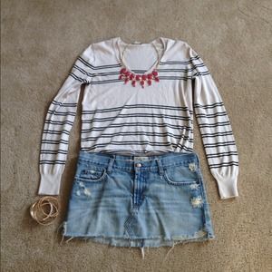 🚫SOLD IN BUNDLE W/@seasew🚫 Destroyed Jean Skirt