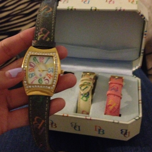 SOLD! Watch - Picture 3 of 3