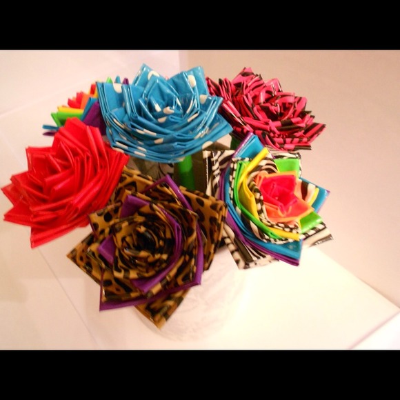 Duct Tape Flower Pen Bouquets - Picture 2 of 4