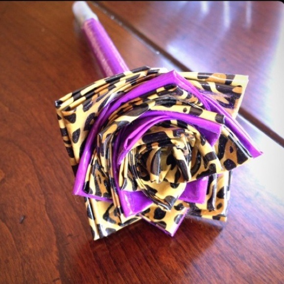 Duct Tape Flower Pen Bouquets - Picture 4 of 4