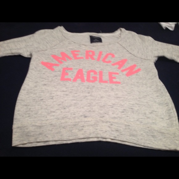 American eagle pull over . Hold ..!!!!!