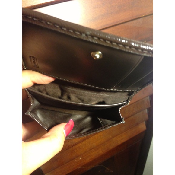 Coach Wallet - Picture 4 of 4