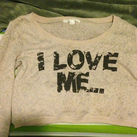 Long sleeve crop top