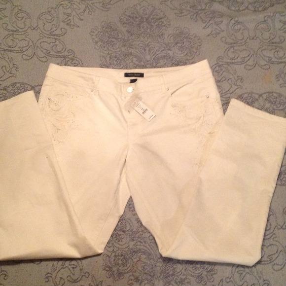 White house black market jeans✨🌟SOLD🌟✨✨.  🐥