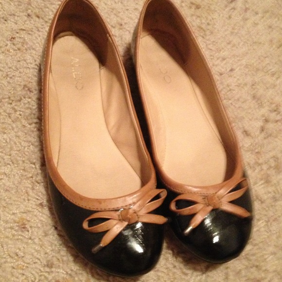 RESERVED for vino131-Aldo flats-black w/ tan trim