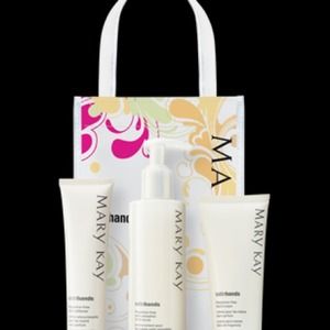 Marykay satin hands set full size
