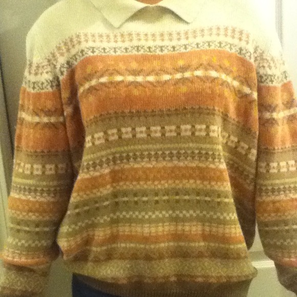 Collard sweater - Picture 2 of 3