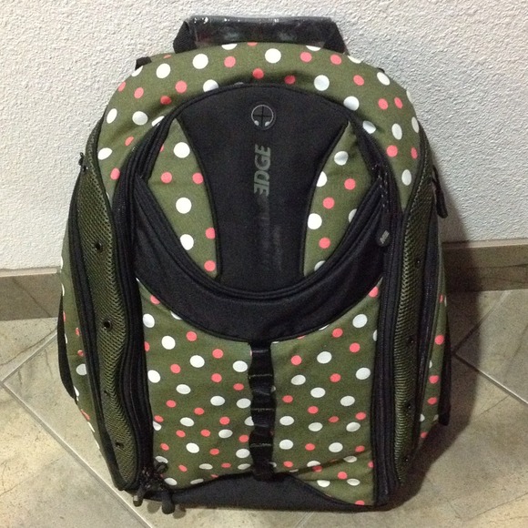 Backpack - Picture 2 of 4