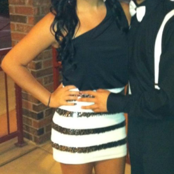 Gorgeous Homecoming/Special Occasion Dress - Picture 4 of 4