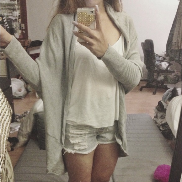 ❌📦 SOLD -- Long Oversized gray sweater cardigan