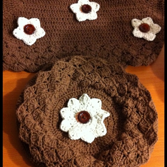 Bathroom sets - Picture 2 of 4