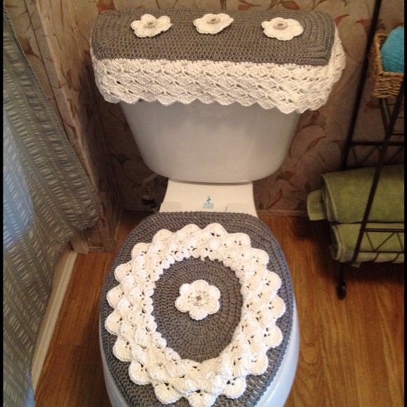 Bathroom sets - Picture 4 of 4