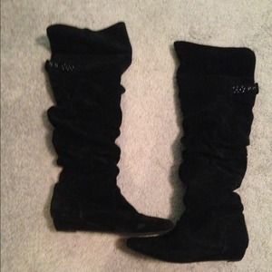 Black, Suede, Slouch boots.