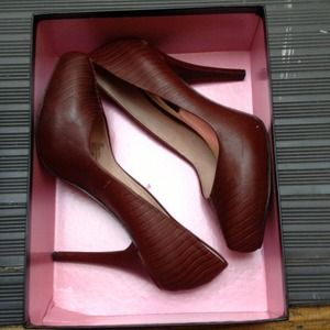 Steven cognac pumps