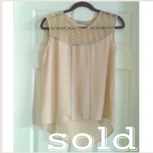 ❌SOLD IN BUNDLE❌ sleeveless Hi-low Sheer Top