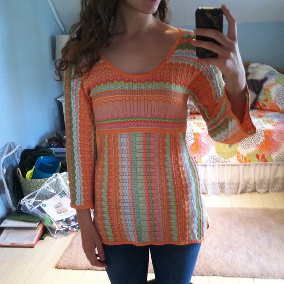 Sold! 🔴Bright Sigrid Olsen top