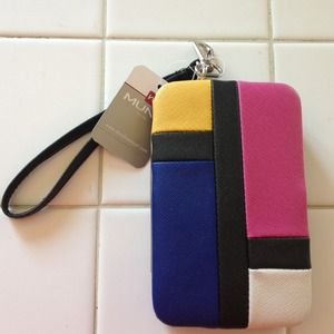 IPhone 4 or 4s Smart case