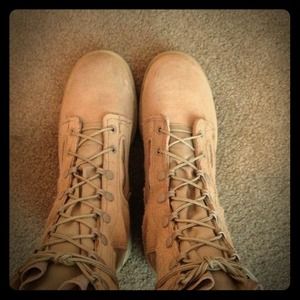 💯% Authentic Army Combat Boots