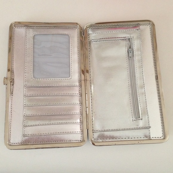 Wallet - Picture 2 of 2