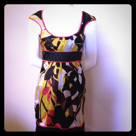NWT Bebe Empire Dress XS. 💝👍Price Reduced💝👍