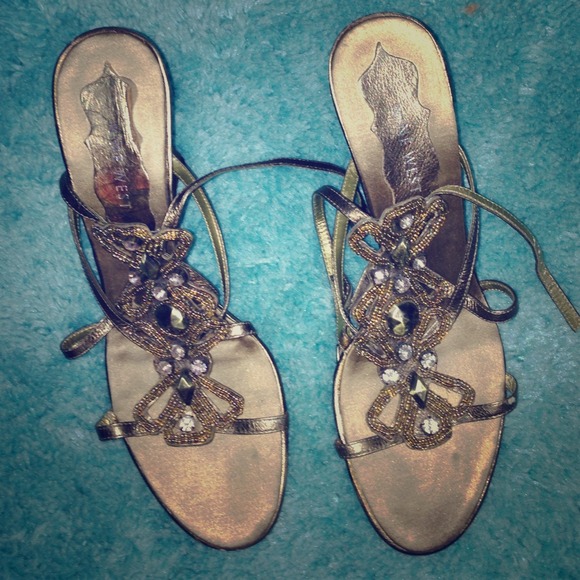 🌟SOLD IN BUNDLE🌟 Nine West Wedges