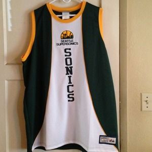 Seattle supersonics team jersey