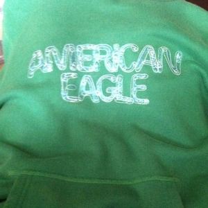 cute green American eagle hoodie!