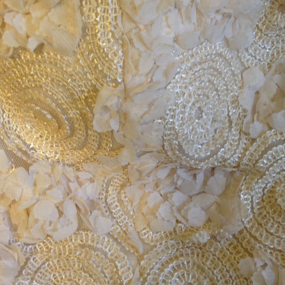 Dress, sweetheart neckline, high low,strapless. - Picture 2 of 4