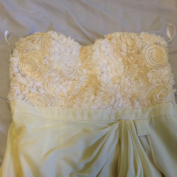 Dress, sweetheart neckline, high low,strapless. - Picture 3 of 4