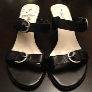 Black buckle sandal wedges