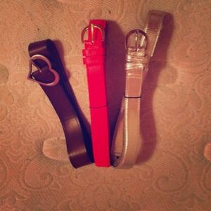Women's Medium Belts