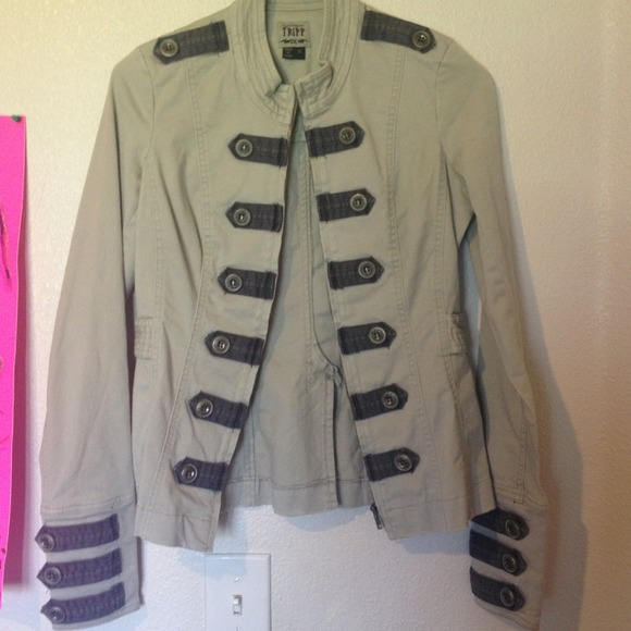 ❌❌SOLD❌❌Army looking jacket!❌❌SOLD❌❌