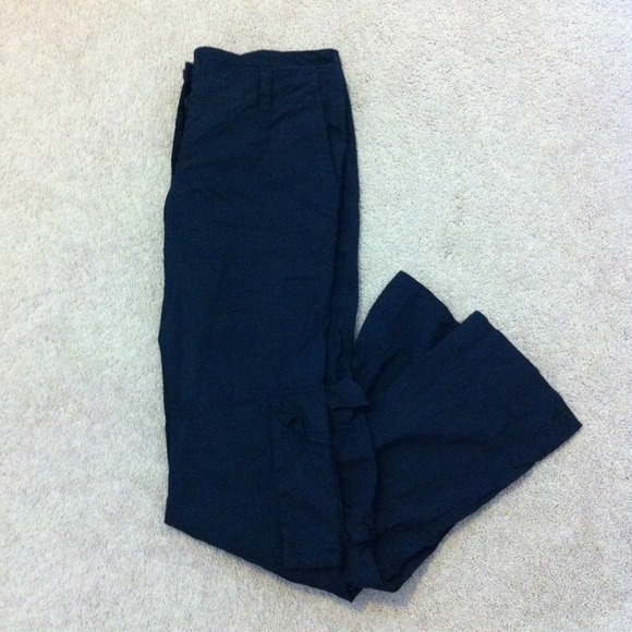 Theory Size 6 Navy Blue Cargo Pants/Capris