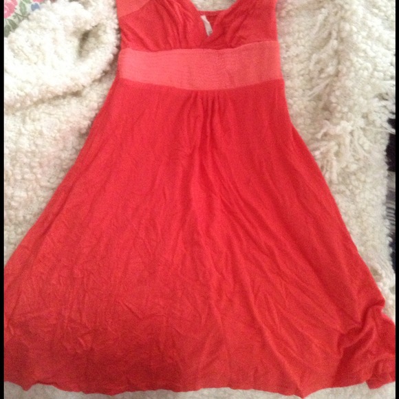 Dress - Picture 2 of 2