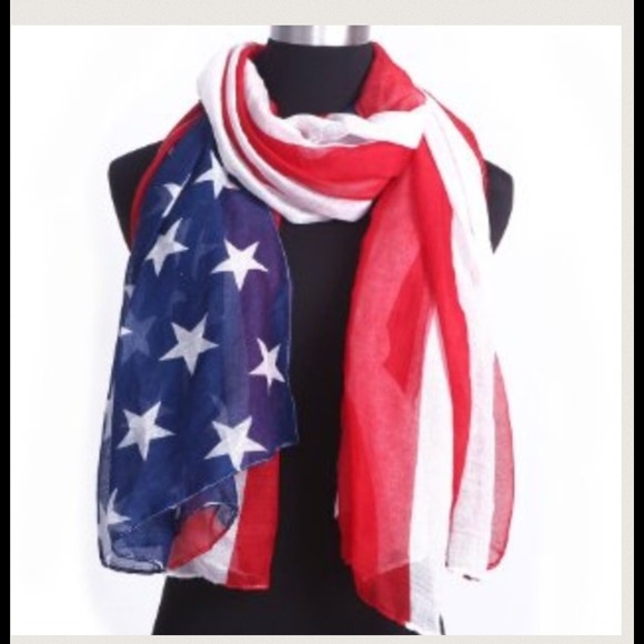 🎀REDUCED🎀American Flag Scarf - Picture 2 of 3