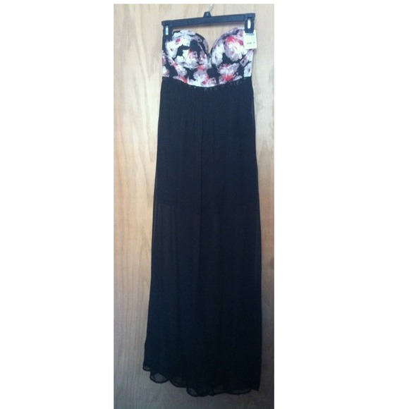 Floral maxi dress