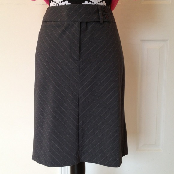 BUNDLE FOR @FUZZYNAVEL Classy Gray Skirt