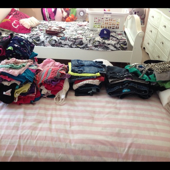 Girls size 8 clothes - Picture 2 of 4