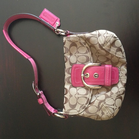 Coach Handbags - Authentic Coach purse!