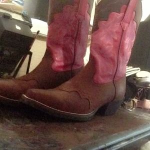 Justin worn a couple times pink