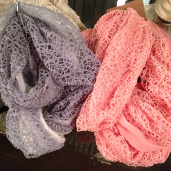 Infinity scarf - Picture 3 of 4