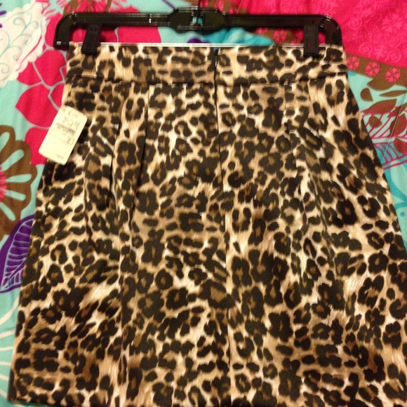 NAVEN Leopard print skirt - Picture 4 of 4