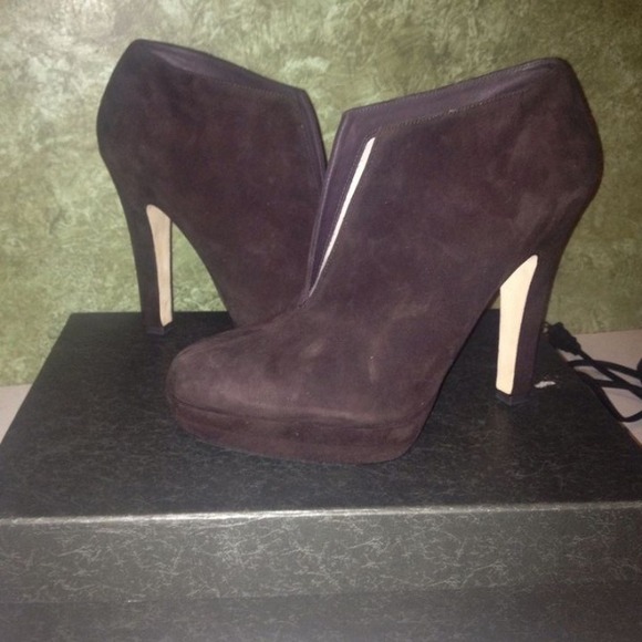 ❗SOLD❗Via Spiga brown suede boots