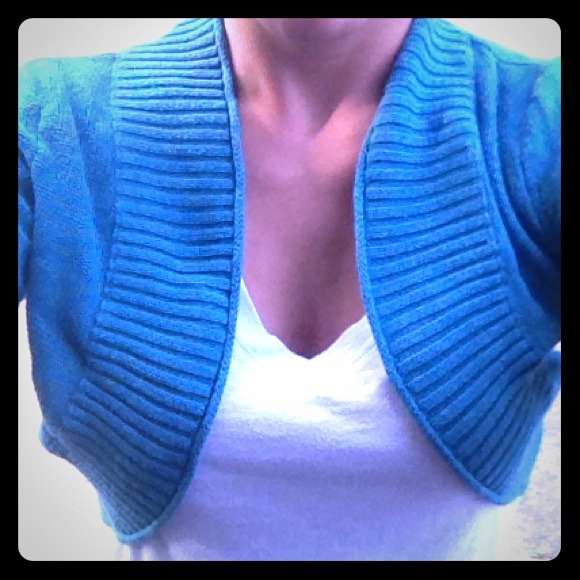 Cropped teal sweater