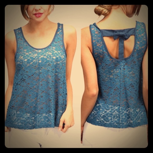 Lace sleeveless dark teal top with bow back