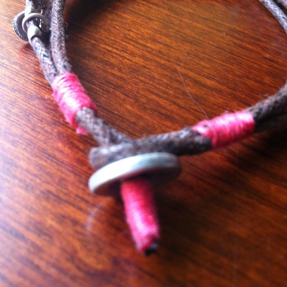 American Eagle Rope Charm Bracelet - Picture 3 of 4