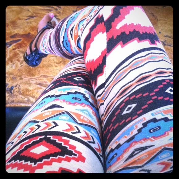 Patterned leggings 🎴
