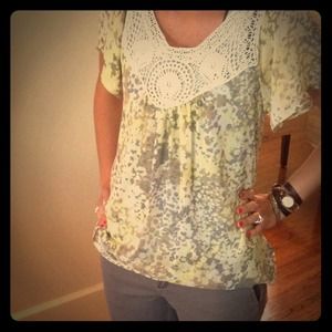 Crochet detailed flowy multi color top.